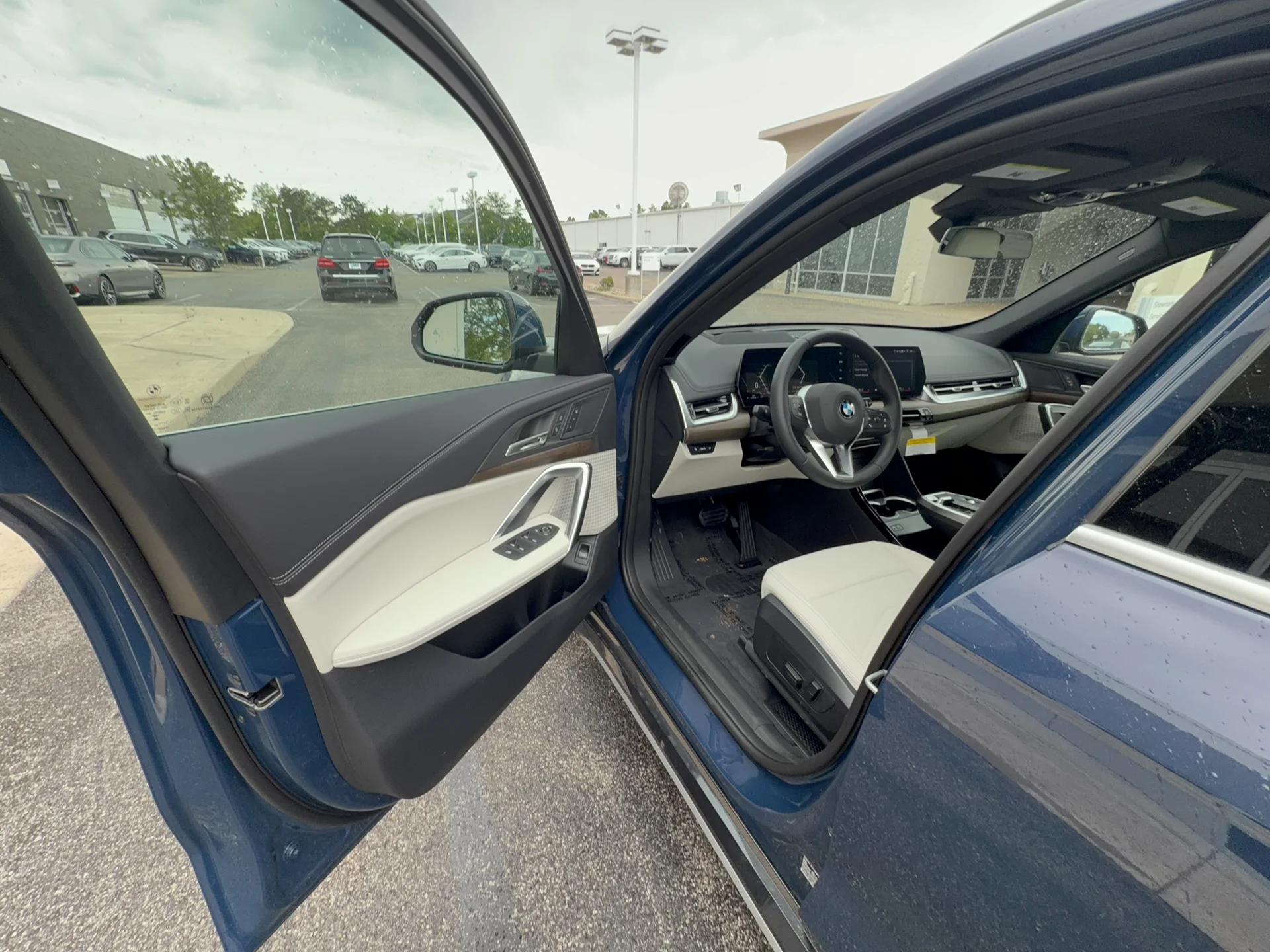 New 2026 Night Dusk Blue Metallic BMW xDrive28i image 7