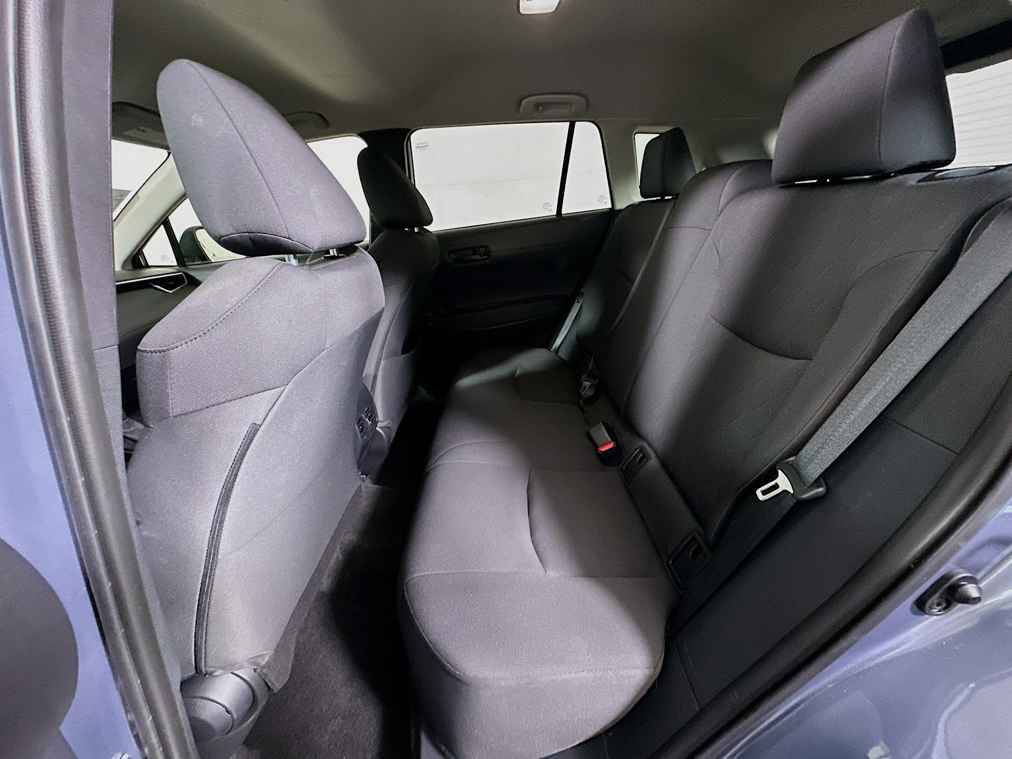 Used 2022 Celestite Toyota LE image 25
