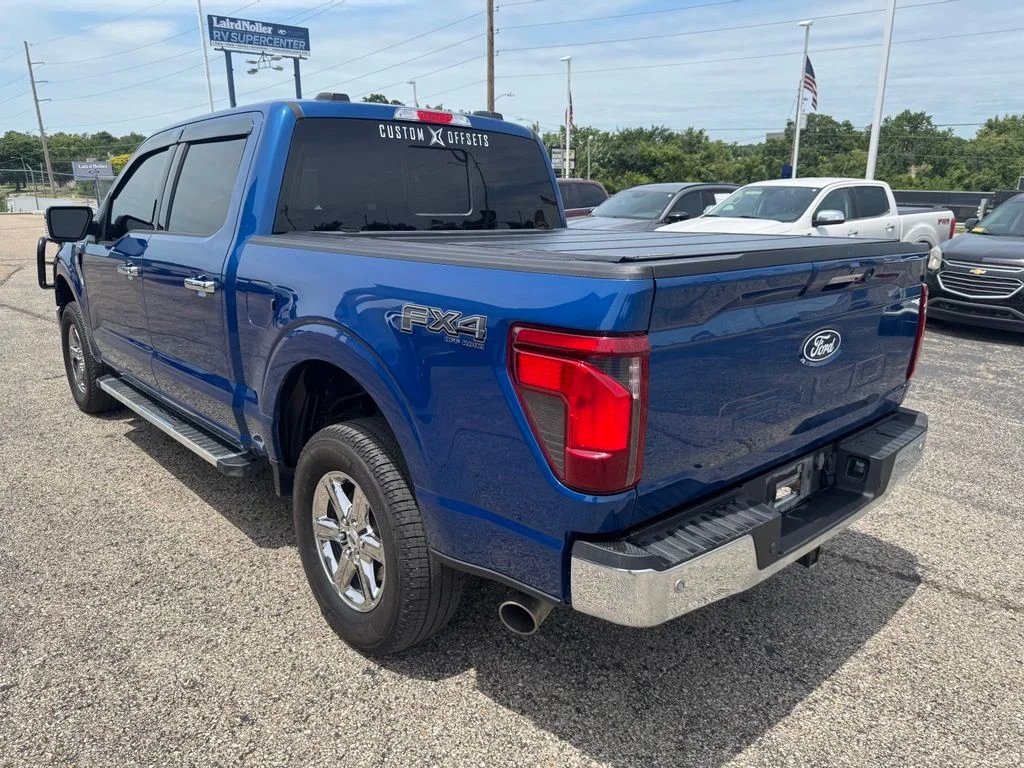 Used 2024 Blue Metallic Ford XLT image 5