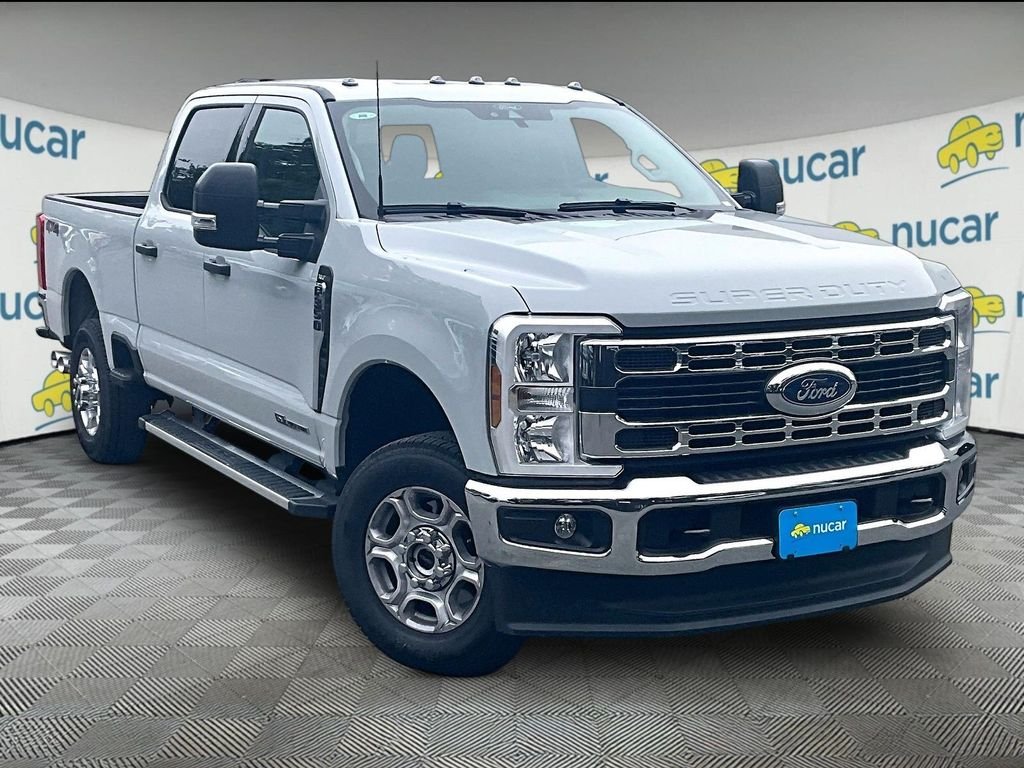 New 2026 Avalanche Ford XLT image 1