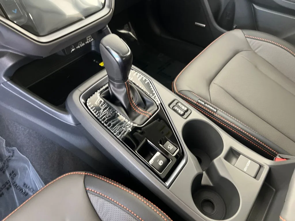 New 2026 MAGNETITE GRAY PEARL Subaru Limited Hybrid image 27
