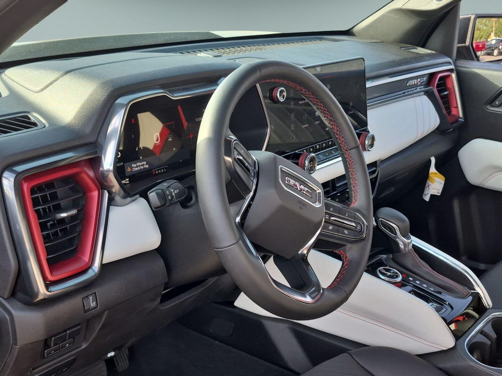 2023 GMC Canyon AT4X - Photo 10