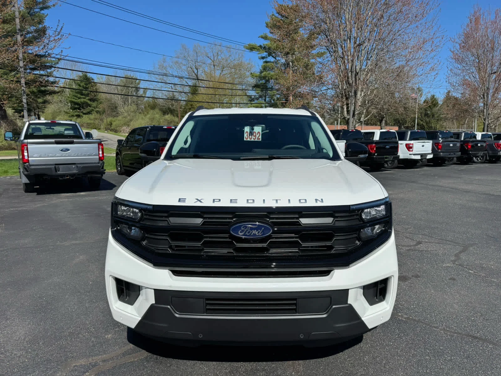New 2026 Star White Metallic Tri-Coat Ford Active image 9