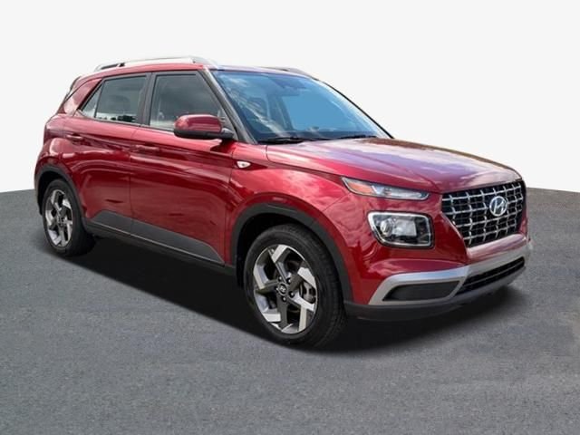 Used 2024 Red Hyundai SEL image 4