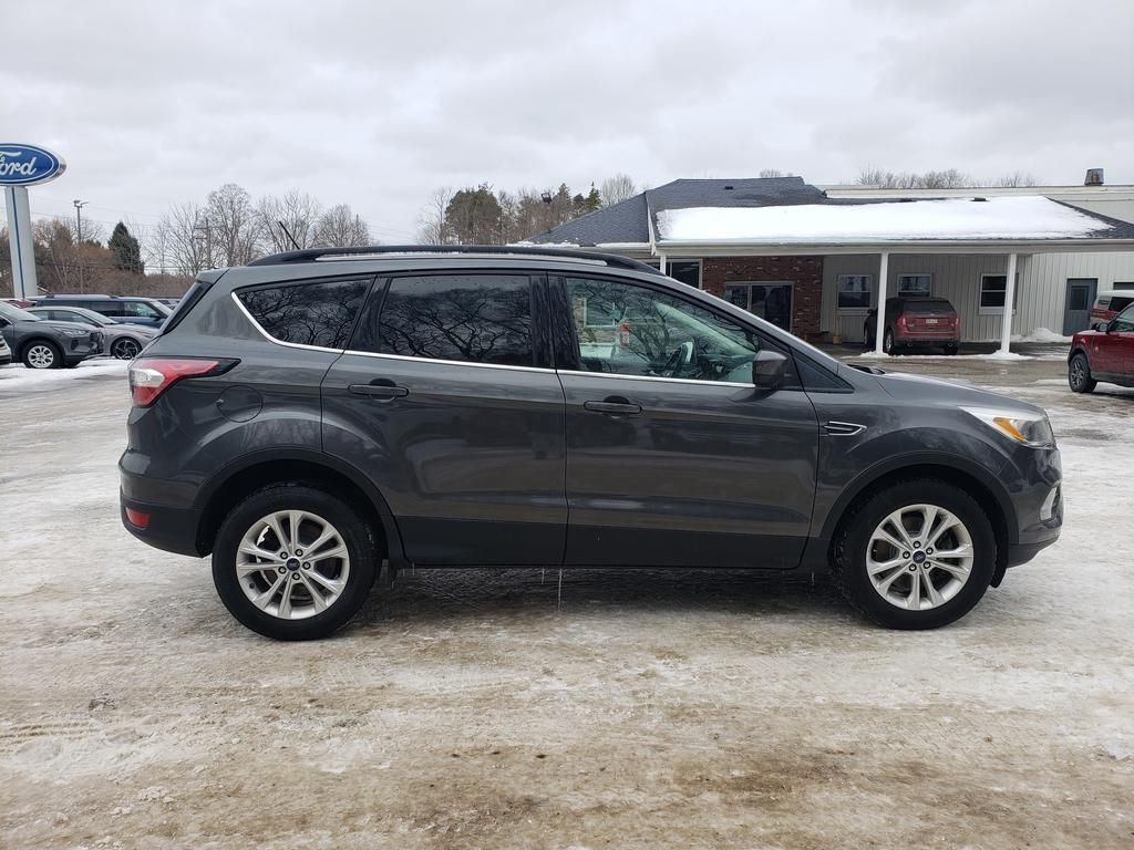 Used 2018 Ford Escape SE with VIN 1FMCU9GDXJUA15092 for sale in Edinboro, PA