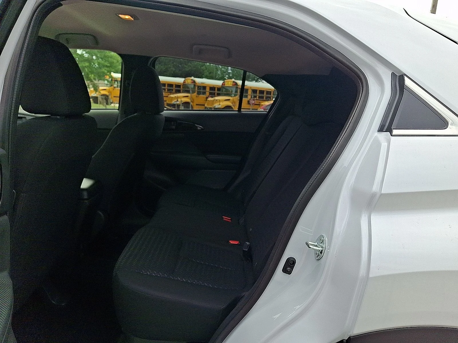 New 2026 White Mitsubishi ES image 11