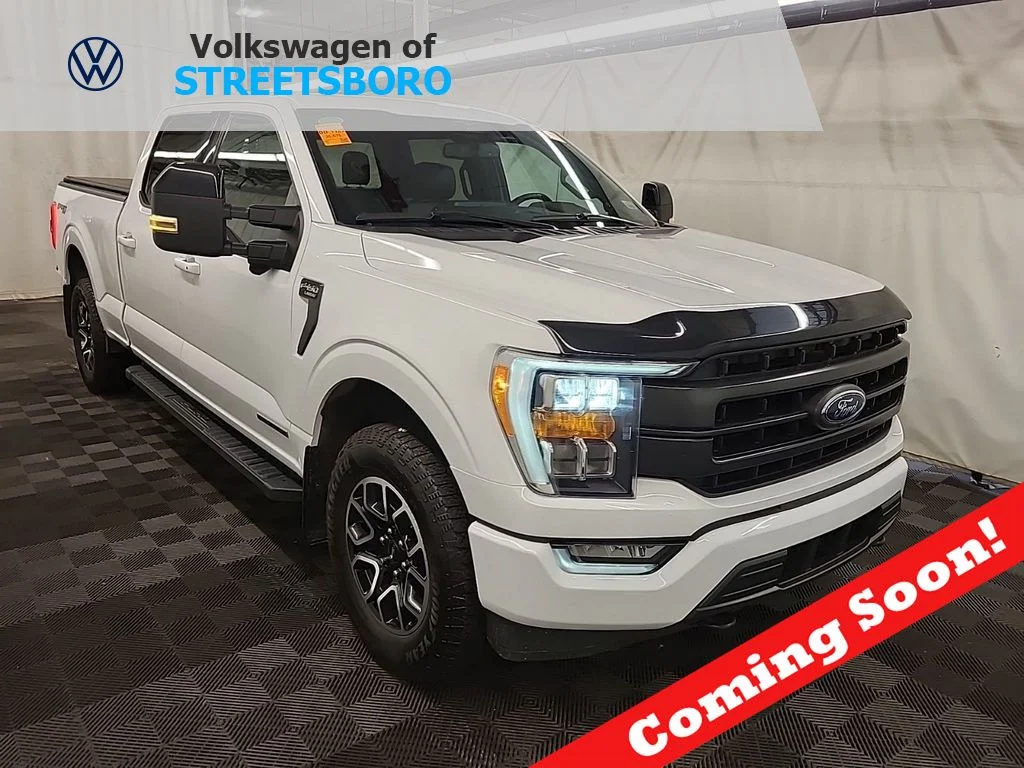 Used 2023  Ford Lariat image 1