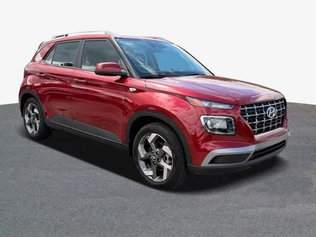 Used 2024 Red Hyundai SEL image 4