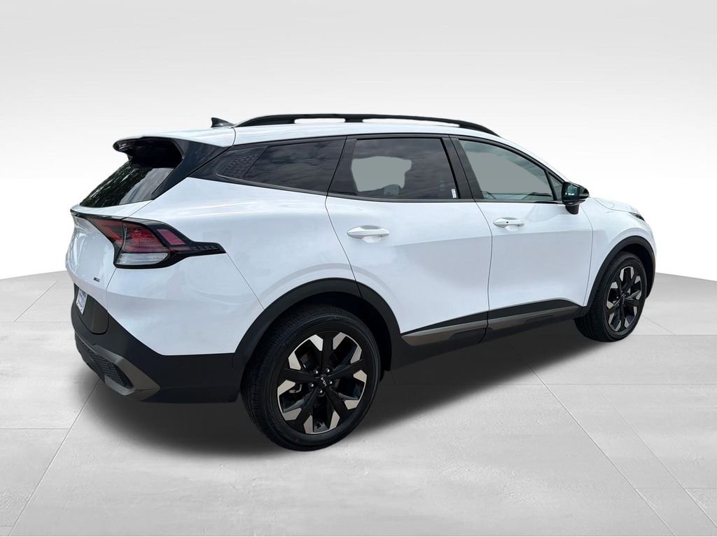 Used 2024 White Kia X-Line image 5