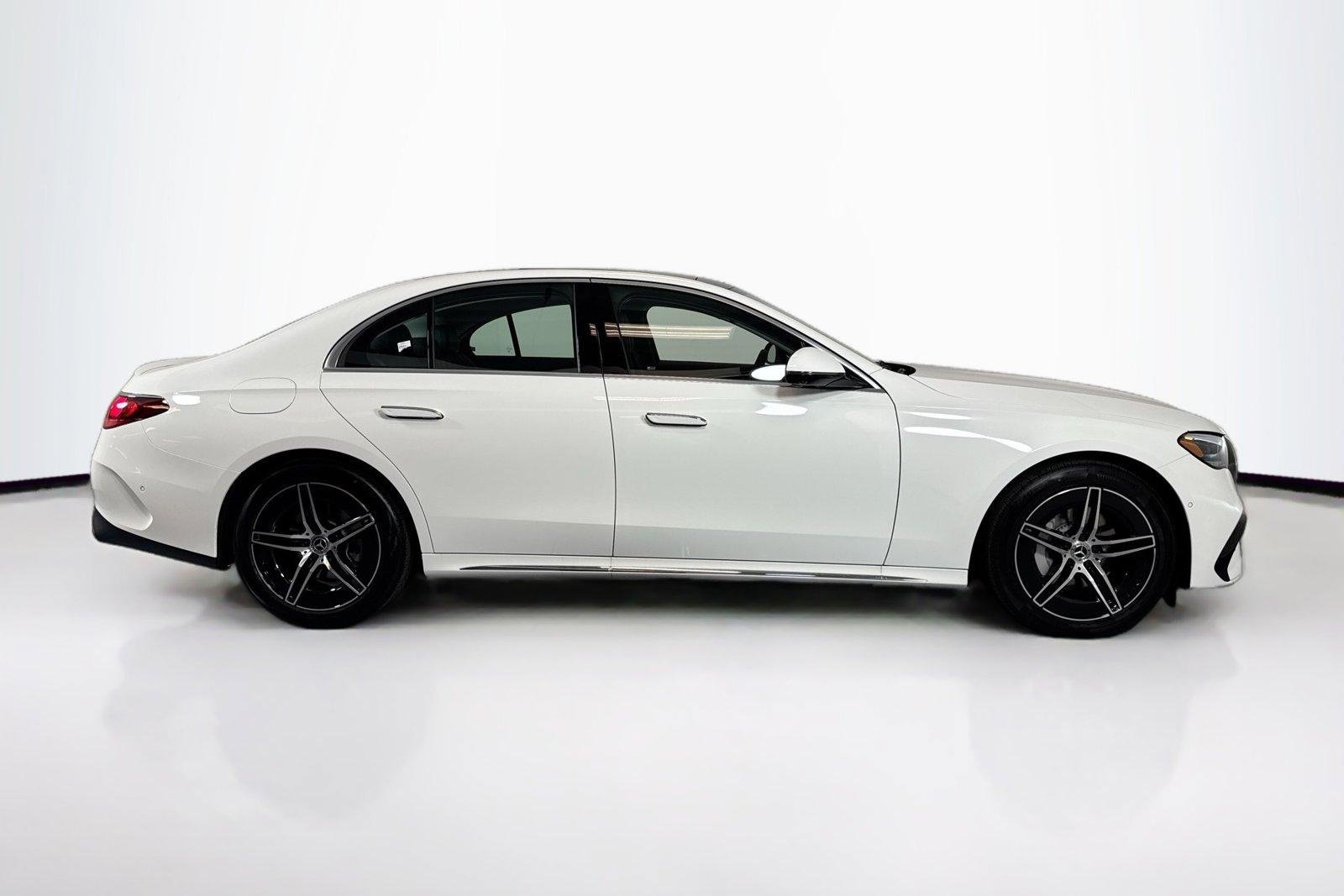 New 2026 Polar White Mercedes-Benz E 350 image 4