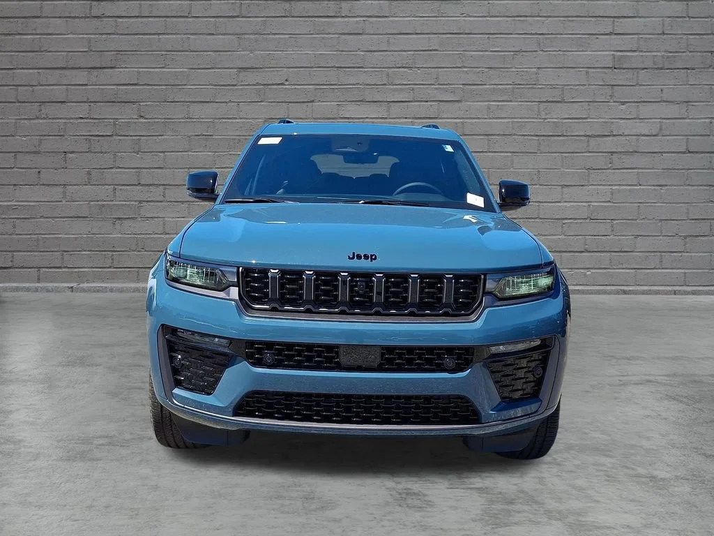 New 2026 Steel Blue Jeep Limited Reserve image 2