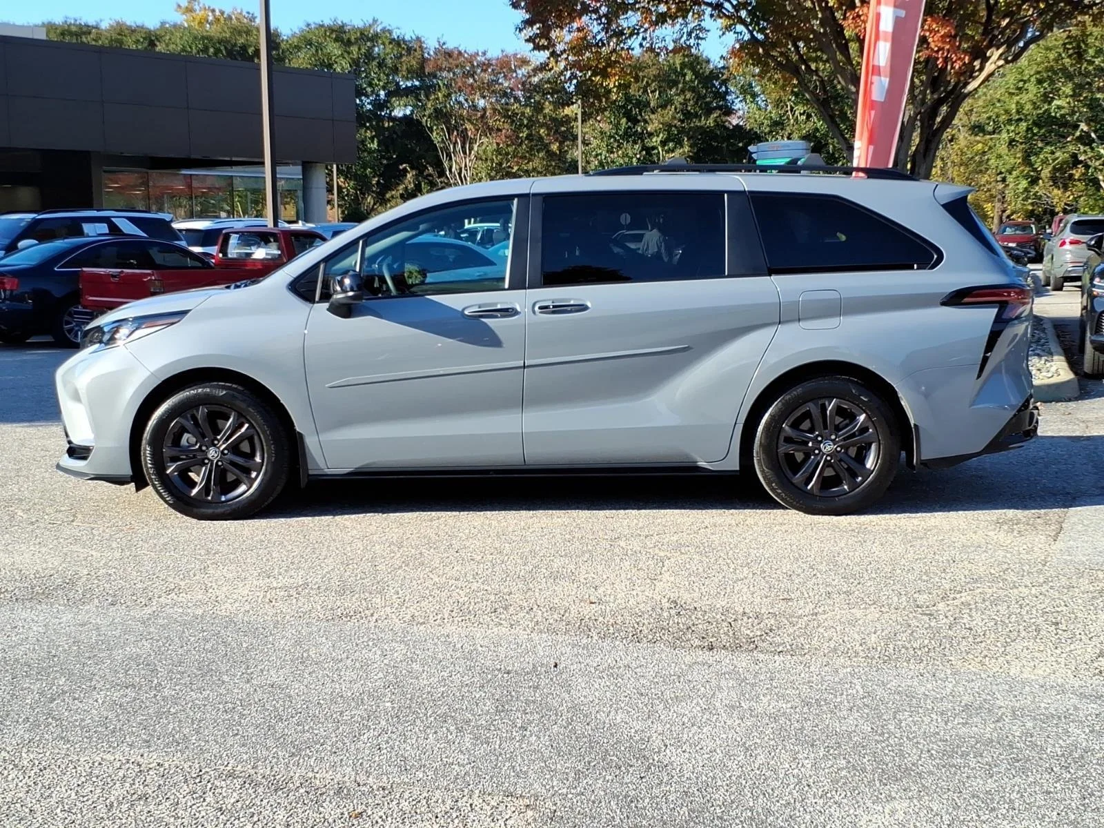 Used 2025 Cement Toyota XSE image 3