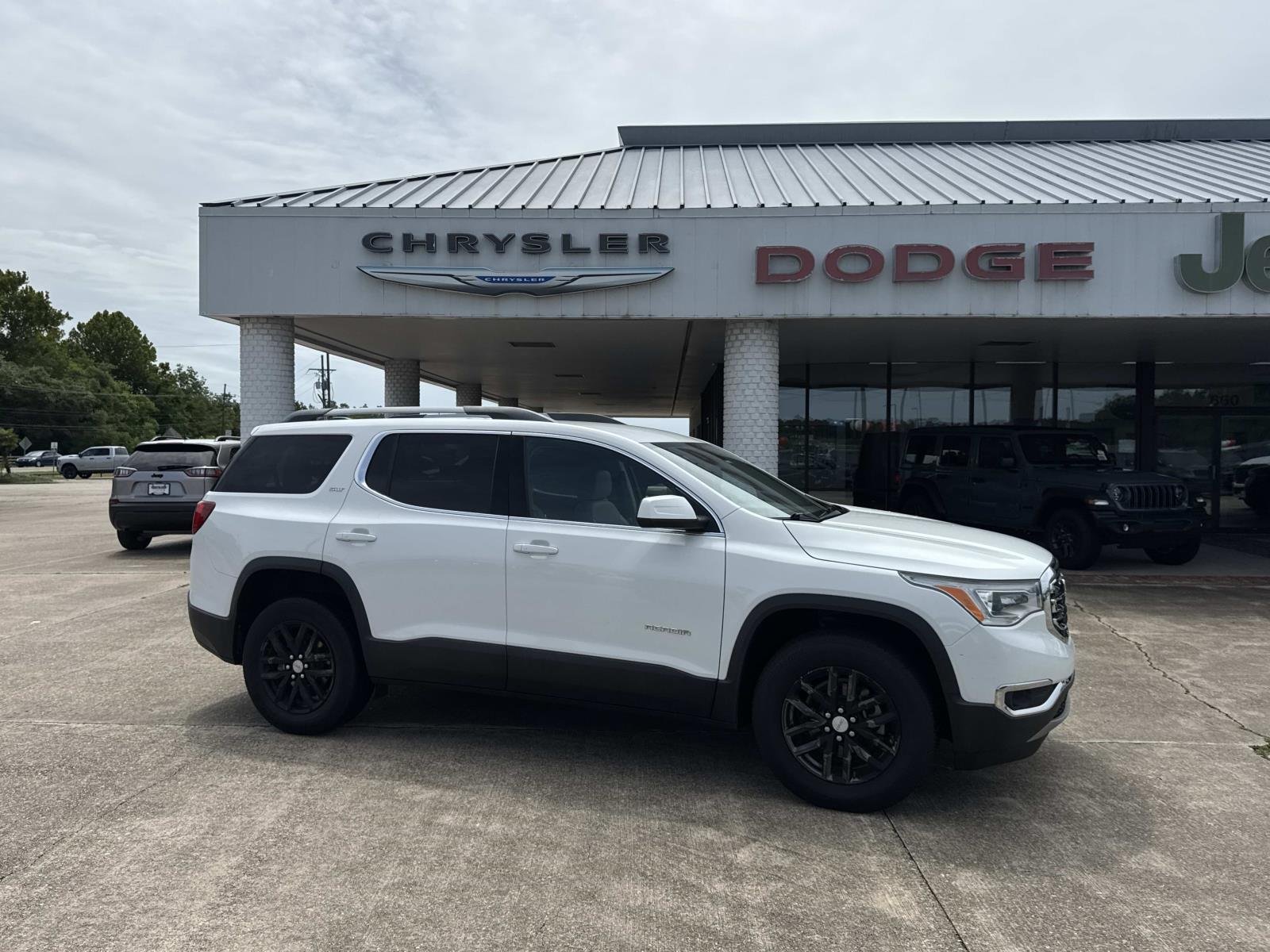 2019 GMC Acadia SLT