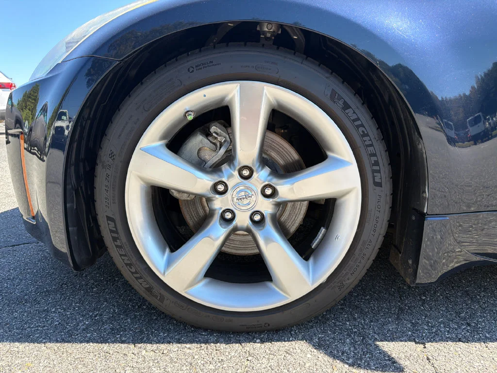 Used 2007 Blue Nissan Touring image 11