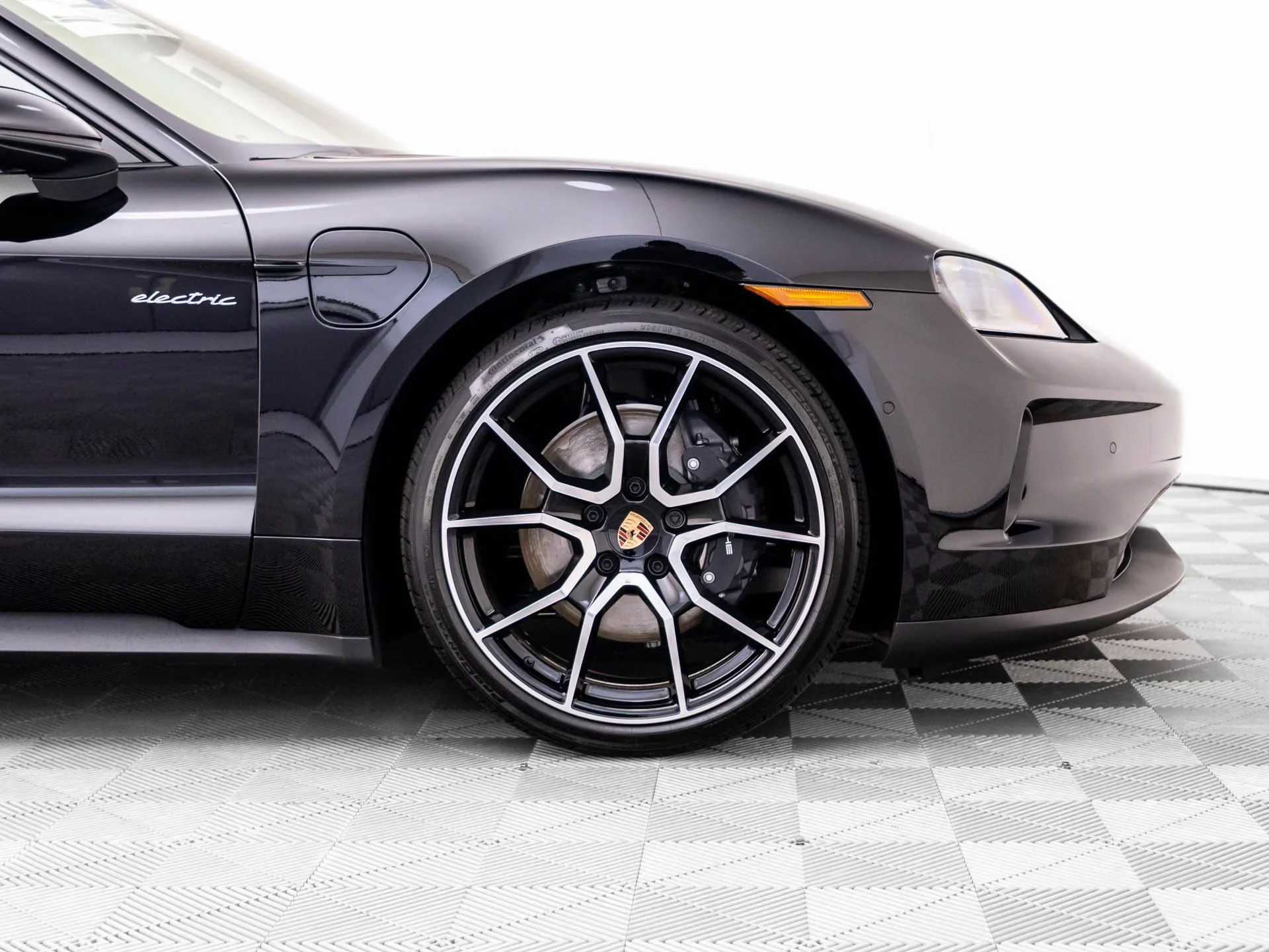 New 2026 Black Porsche 4 image 34