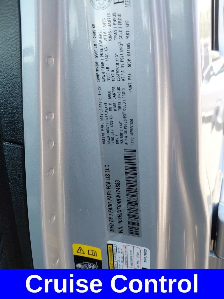 Used 2022 Silver Jeep Unlimited Sahara image 21