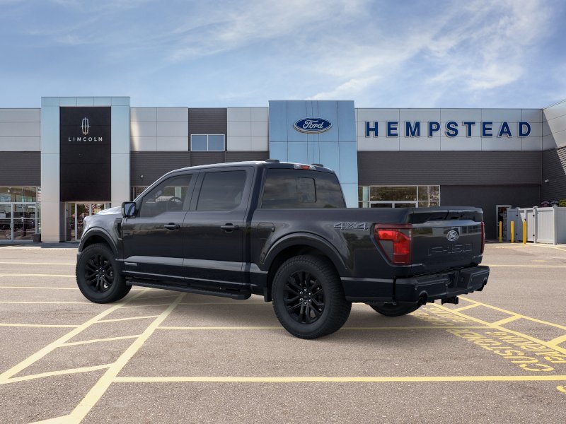 New 2026 Agate Black Metallic Ford XLT image 4