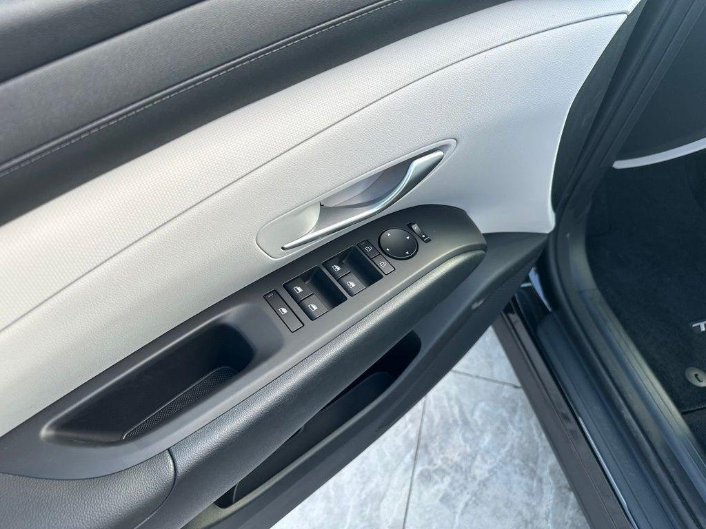 New 2026 Black Hyundai SEL image 10