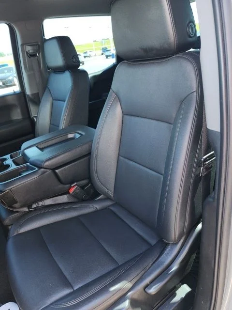 Used 2023 Sterling GMC Pro image 34