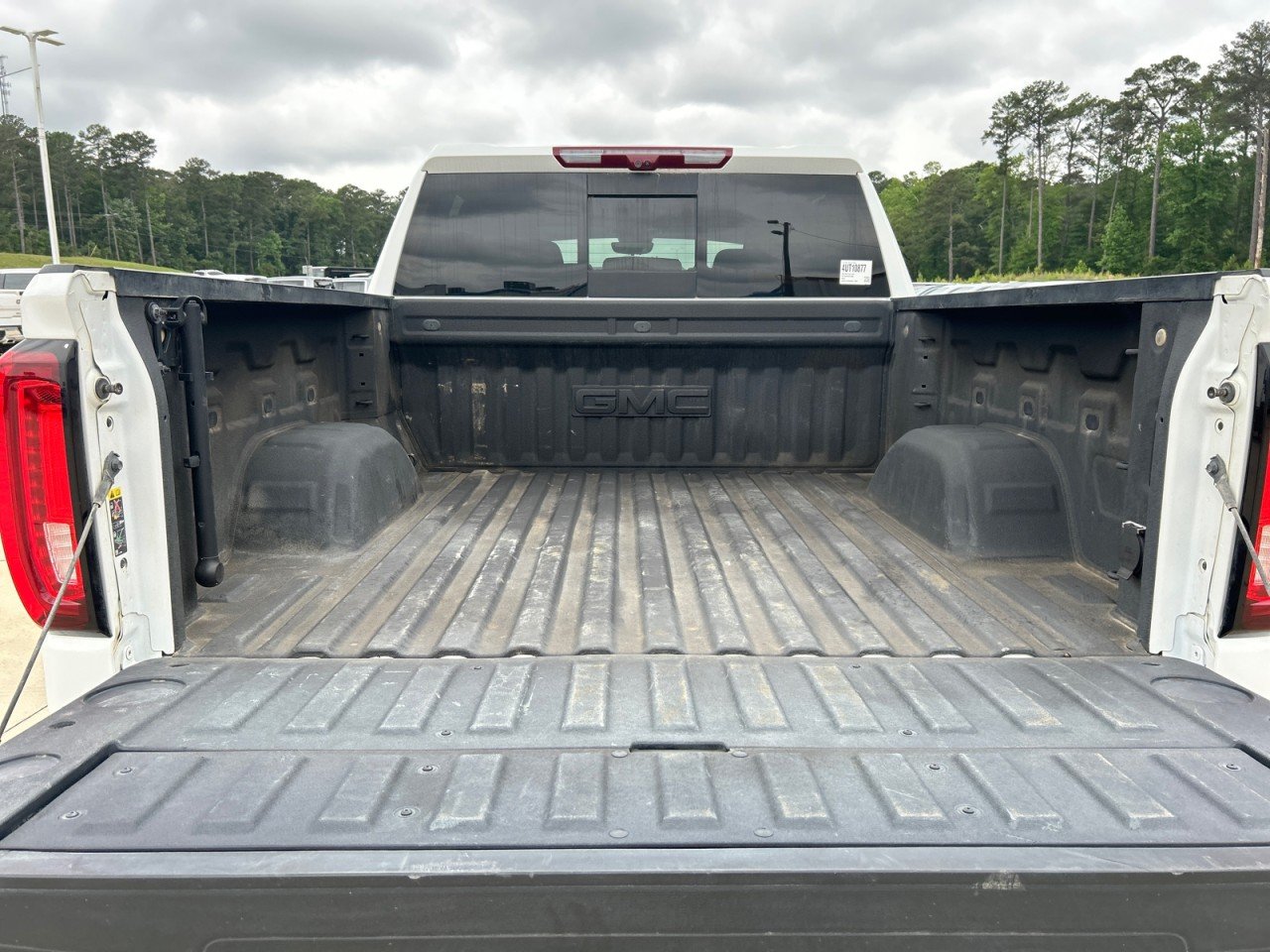 Used 2025 Summit White GMC AT4 image 7