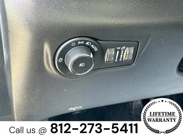 Certified Used 2024 White Jeep Limited image 11