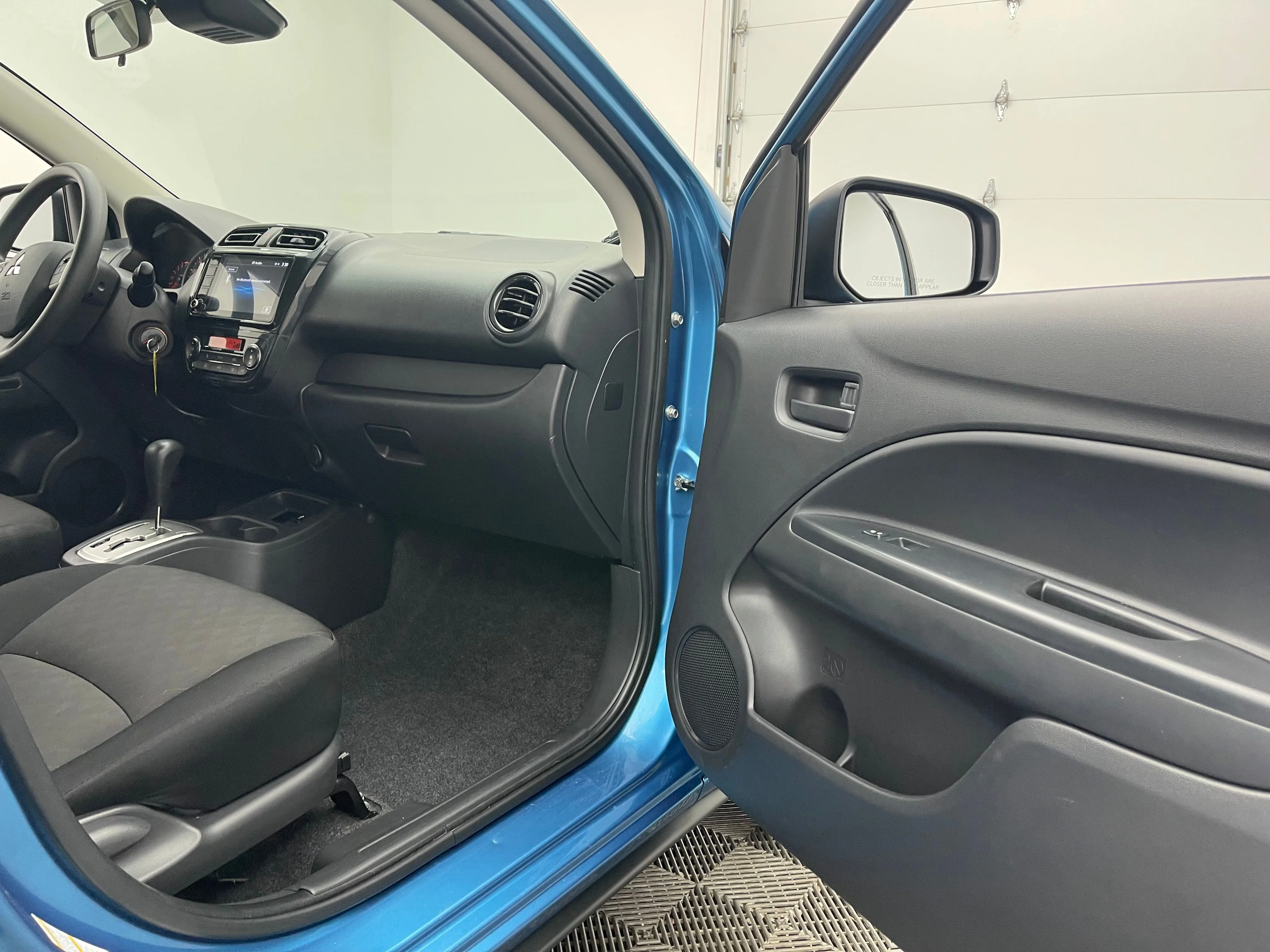 Used 2024 Blue Mitsubishi ES image 25