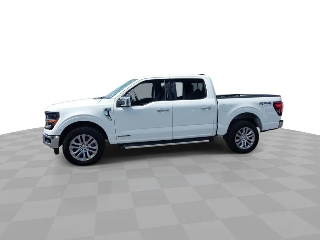Used 2024 White Ford XLT image 5
