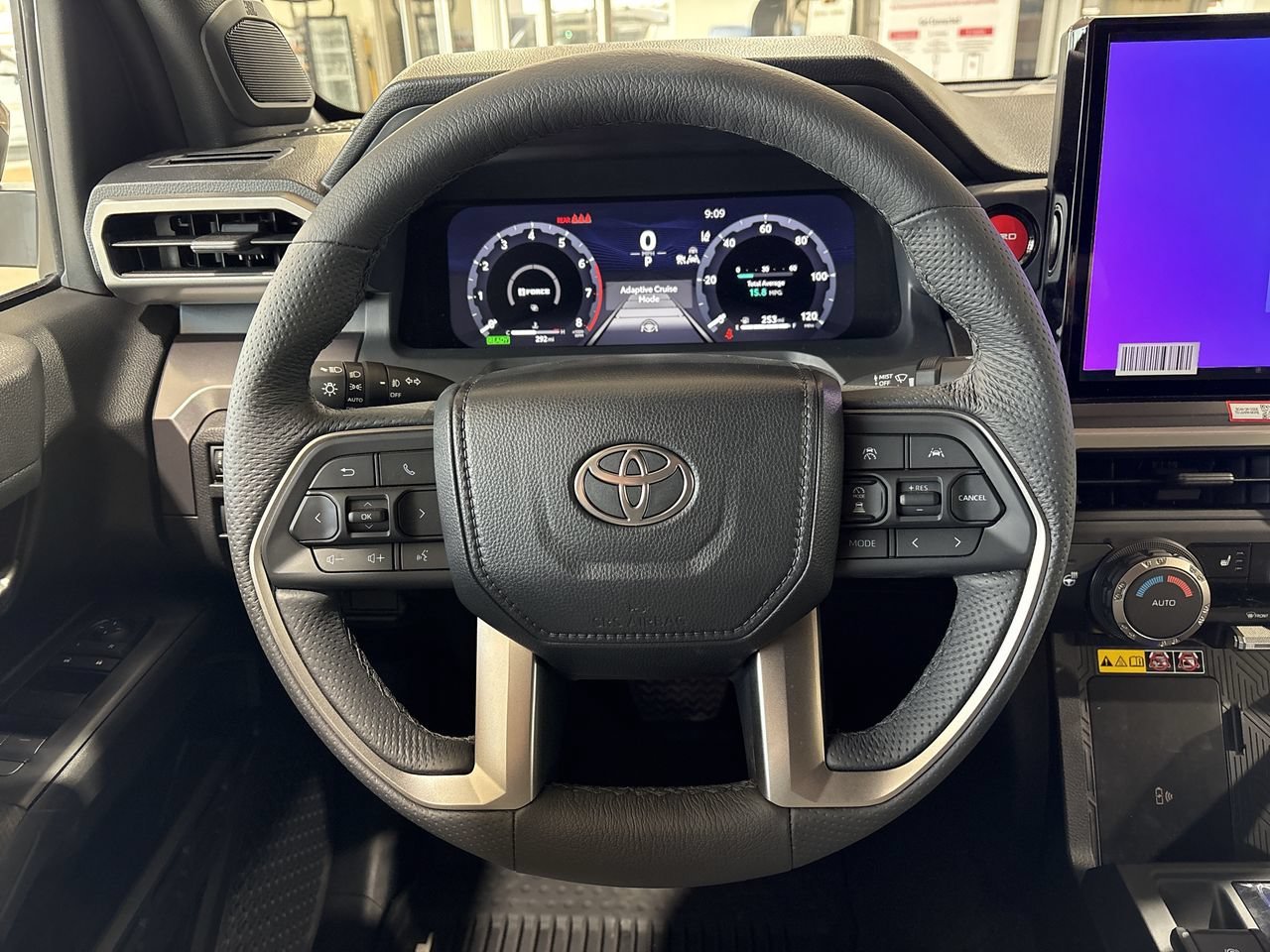 2026 Toyota Tacoma TRD Off Road - Photo 14