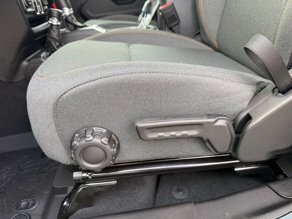 New 2026 Anvil Clearcoat Jeep Sport S image 13