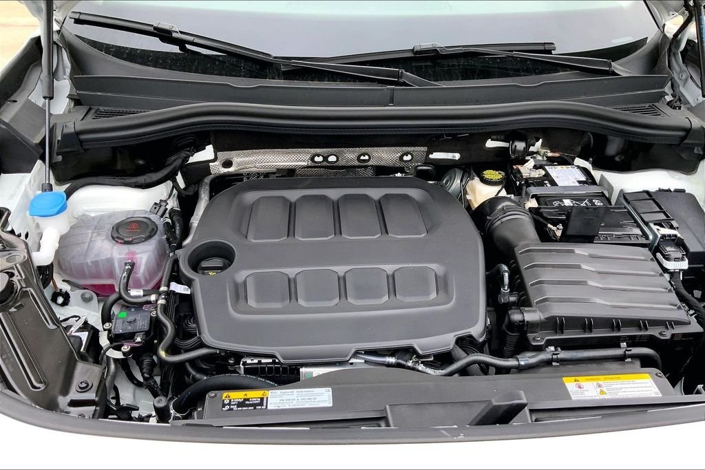 New 2026 Pure White Volkswagen 2.0T SE image 12
