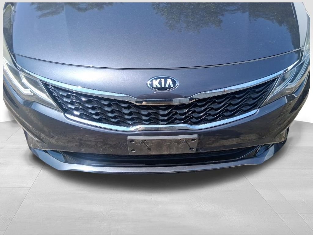 Used 2019 Gray Kia LX image 10