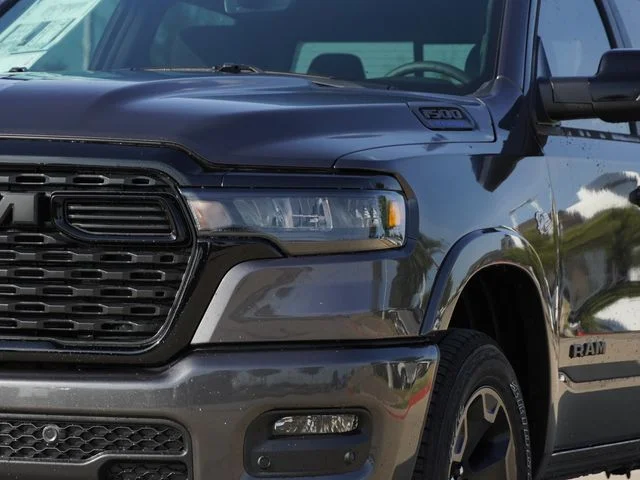 New 2026 Granite Crystal Metallic Clear-Coat Exterior Paint RAM Big Horn/Lone Star image 7