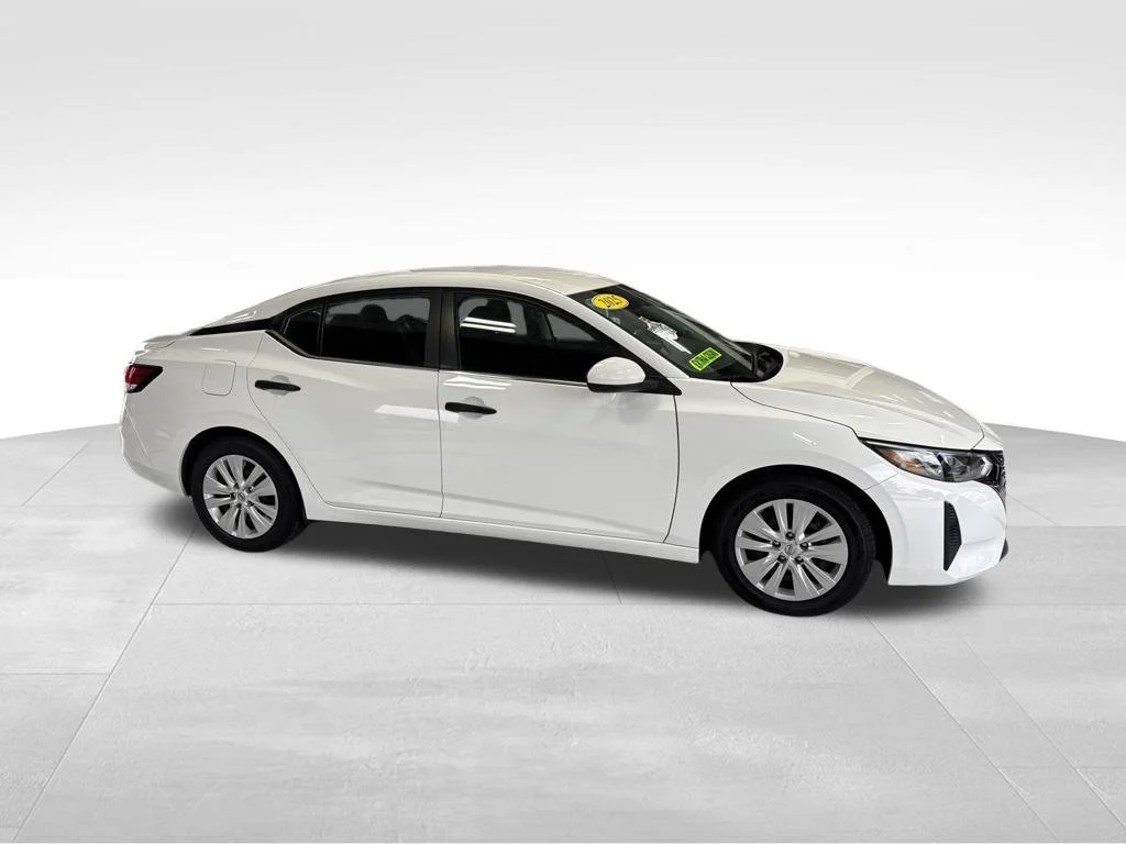 Used 2025 White Nissan S image 10