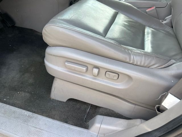Used 2014  Honda EX-L image 6