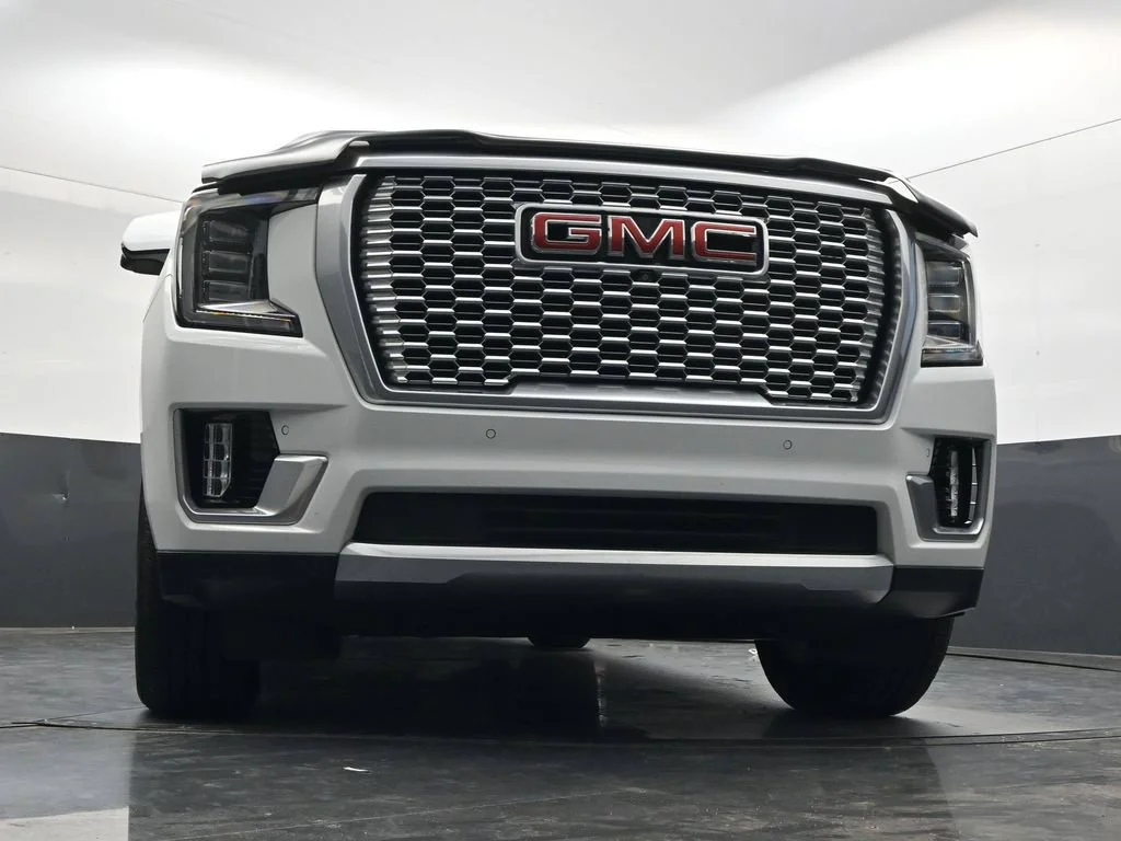 Used 2021 White GMC Denali image 46