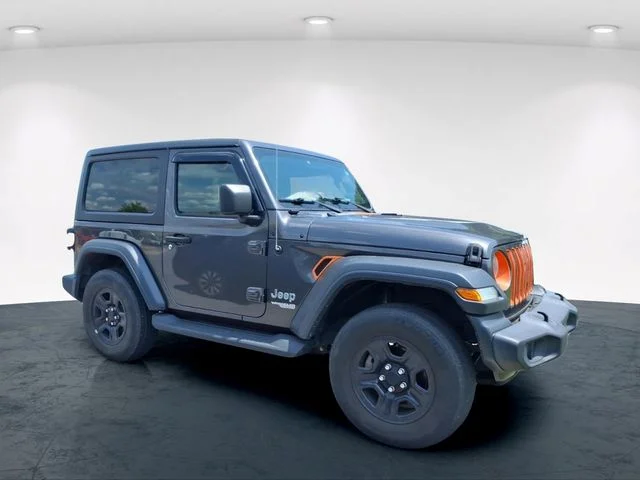 Used 2020 Gray Jeep Sport image 12