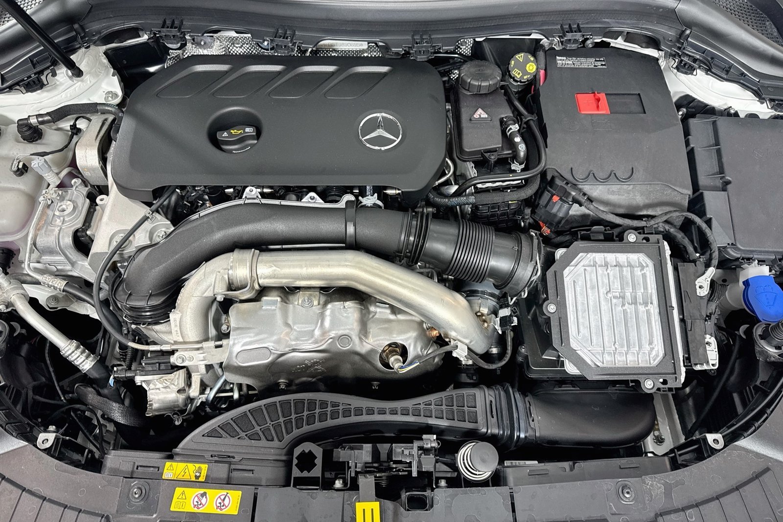 New 2026 Polar White Mercedes-Benz GLA 250 image 28