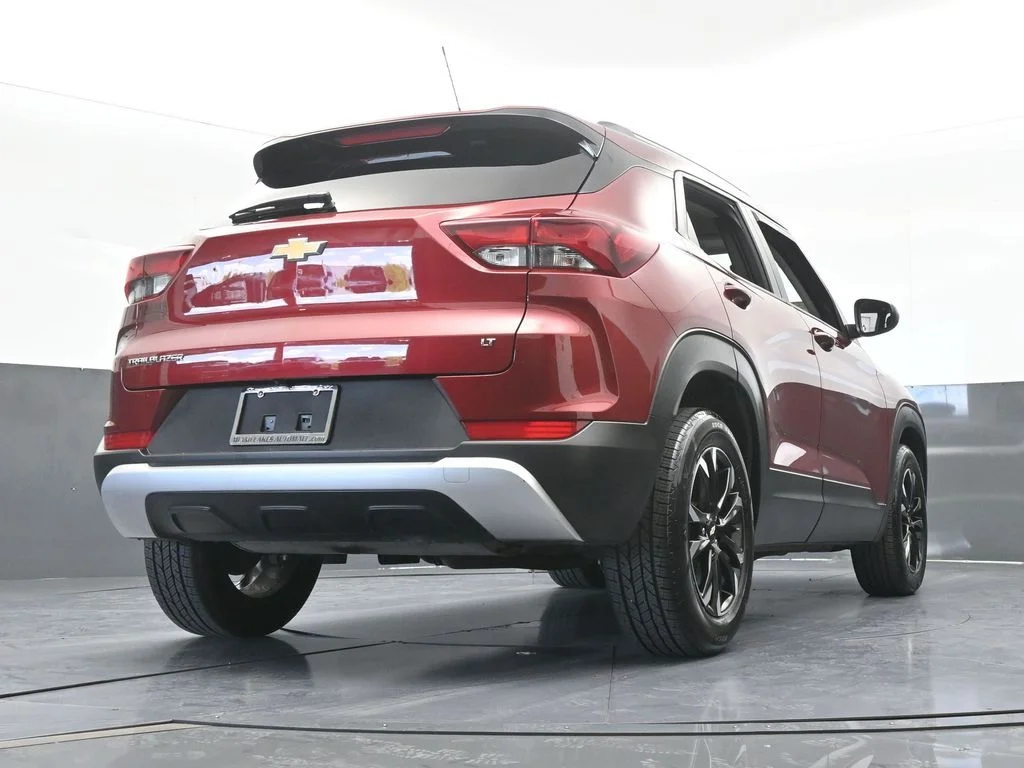 Used 2023 Crimson Metallic Chevrolet LT image 56