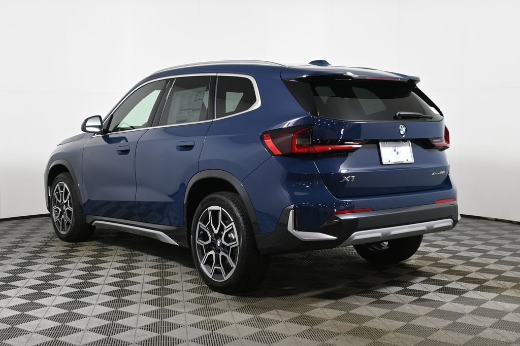 Used 2026 Blue BMW xDrive28i image 5