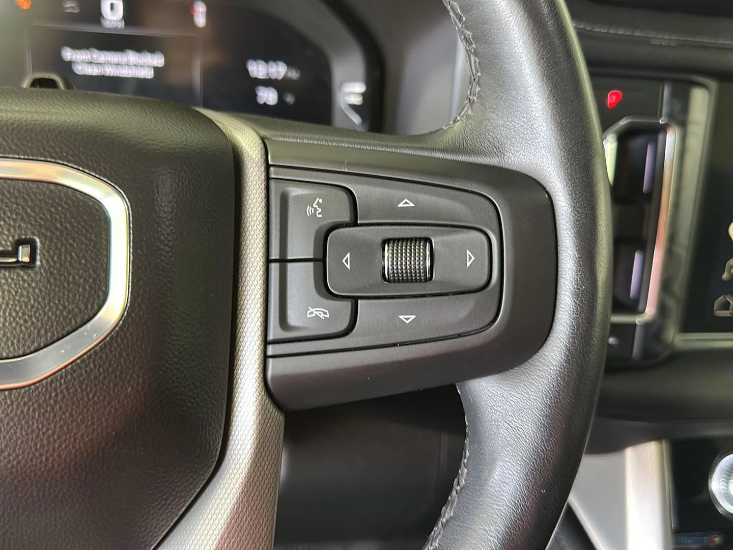 Used 2023 Sterling Metallic GMC Denali image 13