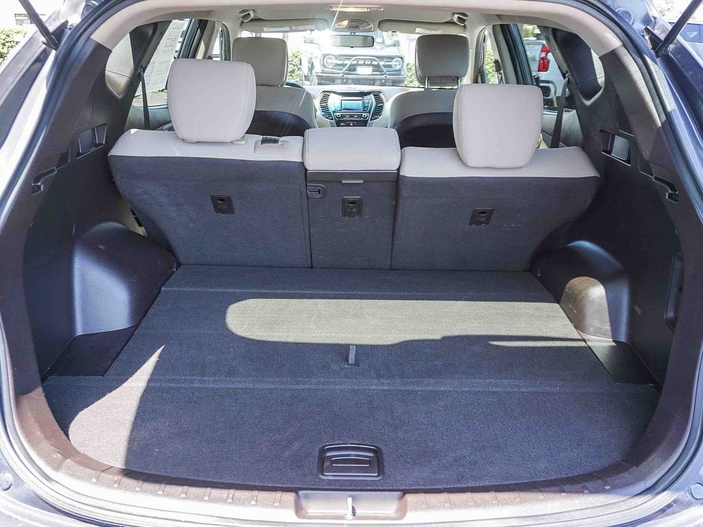 Used 2017 Gray Hyundai 2.4 Base image 25