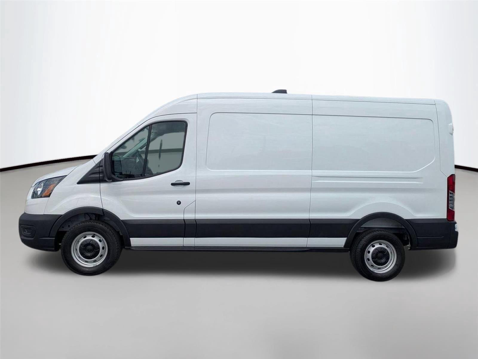 New 2026 Oxford White Ford Cargo Van image 8