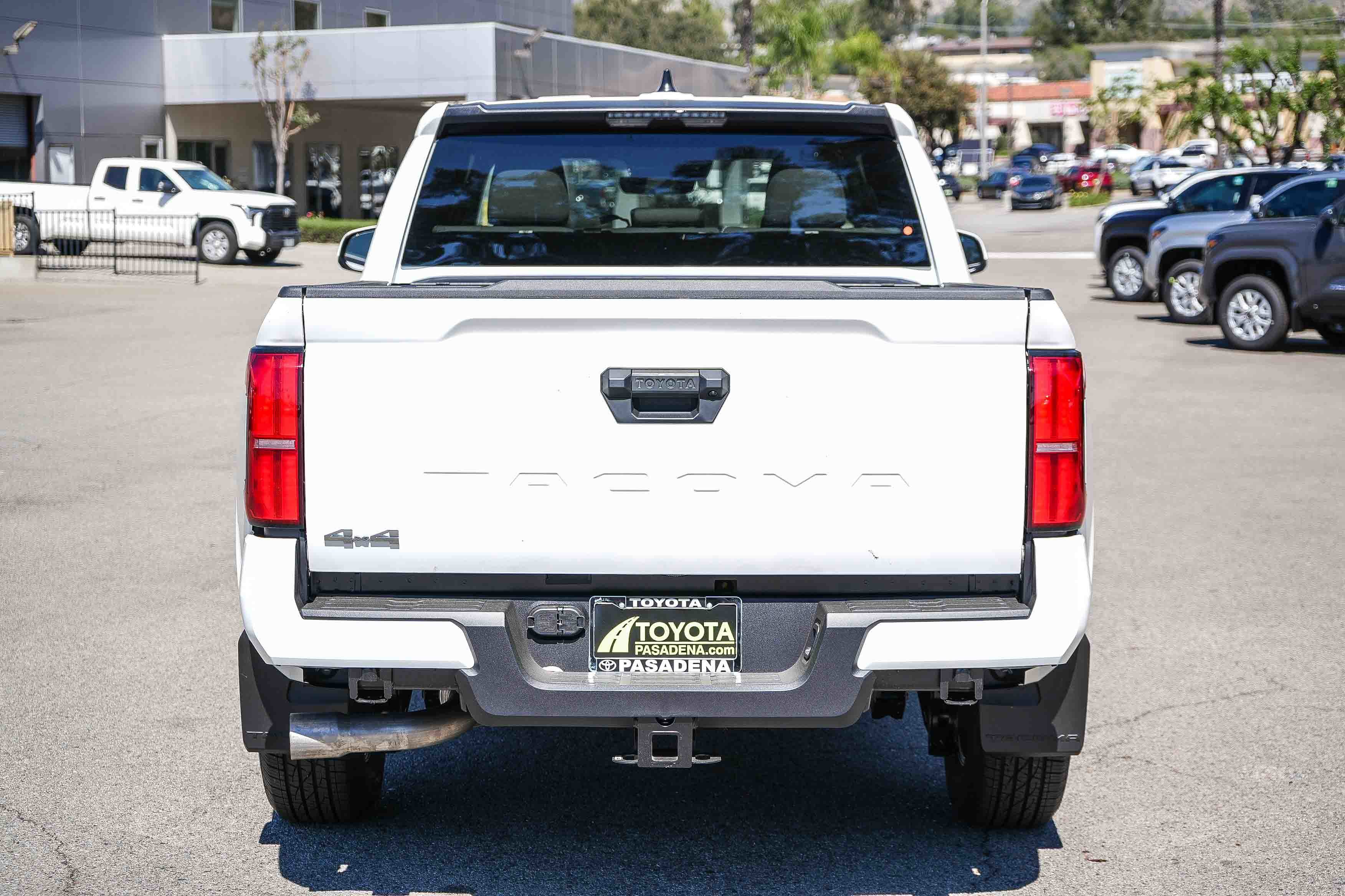 2026 Toyota Tacoma SR5 - Photo 7
