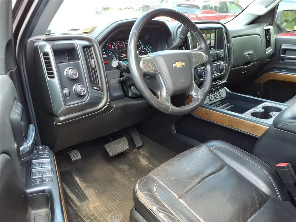 Used 2016 Gray Chevrolet LTZ image 14