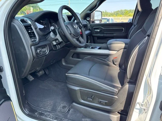 New 2026 Bright White Clear-Coat Exterior Paint RAM Laramie image 22
