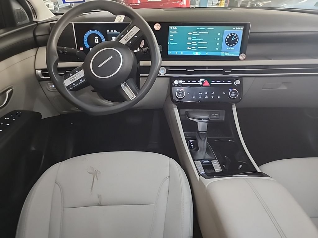 Certified Used 2025 Green Hyundai SEL image 5