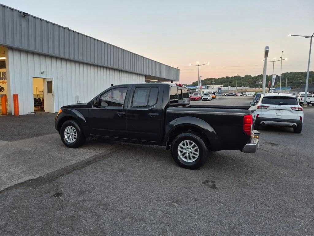 Used 2016 Magnetic Black Nissan SV image 5