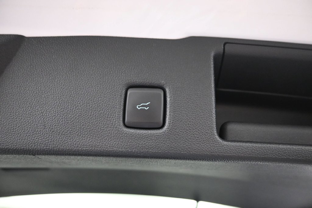 Used 2024 White Ford Active image 12