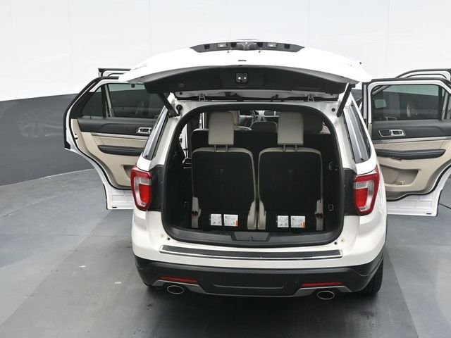 Used 2018 White Ford XLT image 27