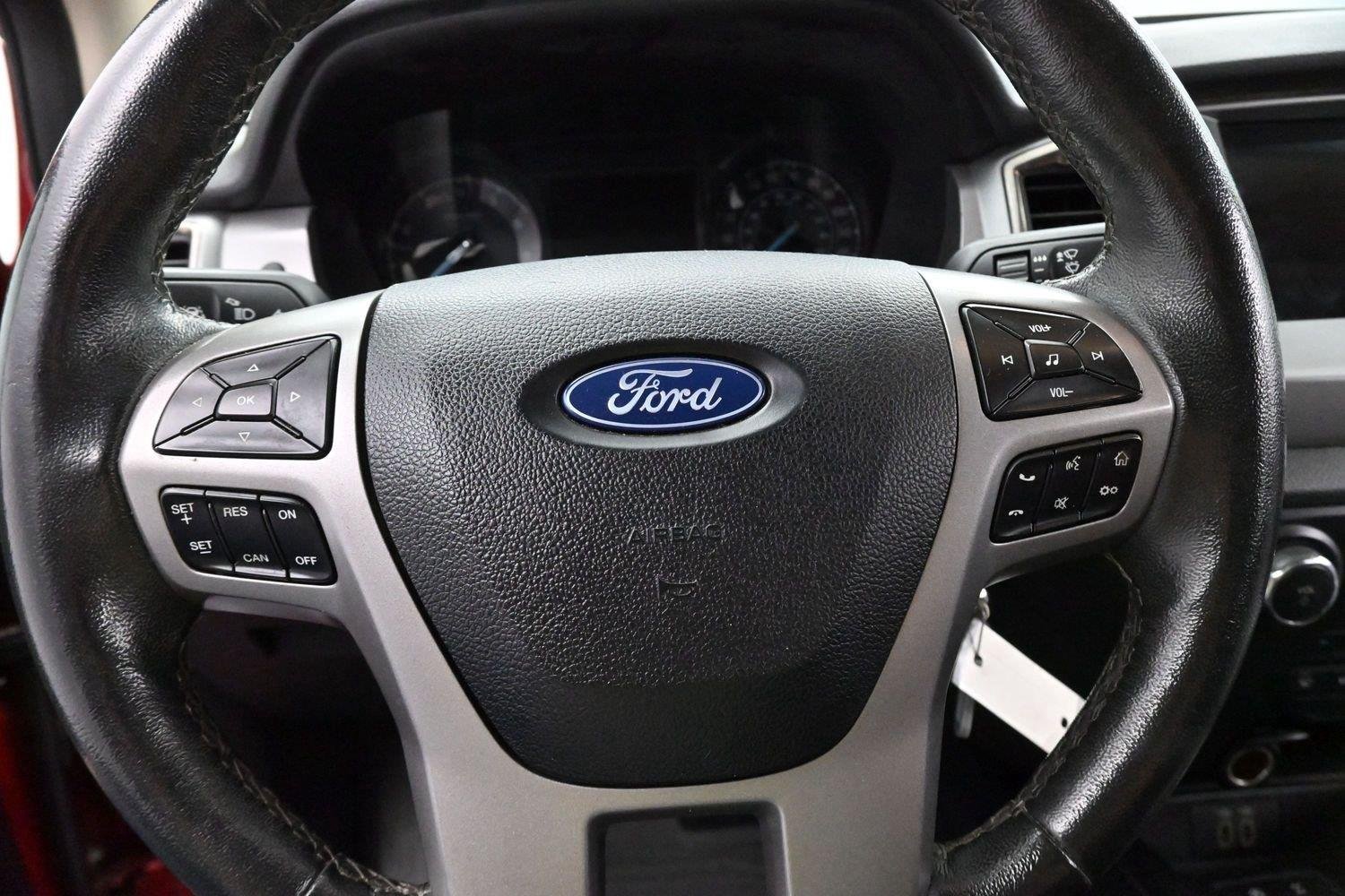 Used 2021 Rapid Red Metallic Tinted Clearcoat Ford XLT image 15